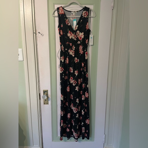 Nine Britton Maxi Dress Floral Nine Britton Willow Brushed Knit Maxi Dress  Floral Print